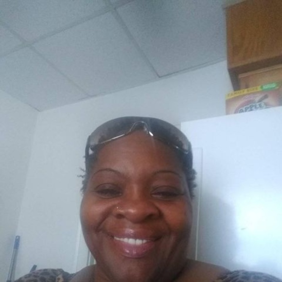 Meet your Posher, Nancy - Picture 1 of 1